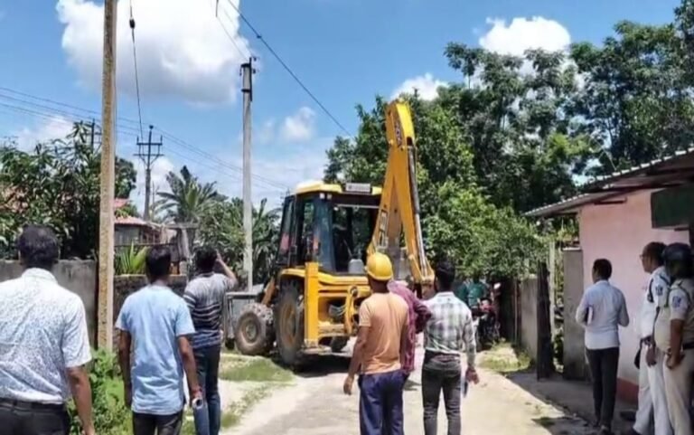 শহরজুড়ে সরকারি জমি দখলের বিরুদ্ধে চলছে অভিযান