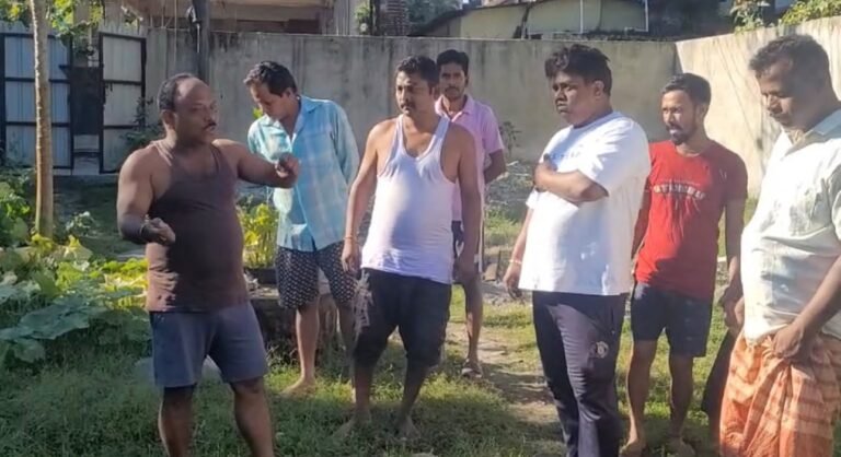 সাতসকালে শিক্ষিকাকে কুপিয়ে খুনের চেষ্টা, বিজেপি বিধায়কের পাড়ায় চাঞ্চল্য